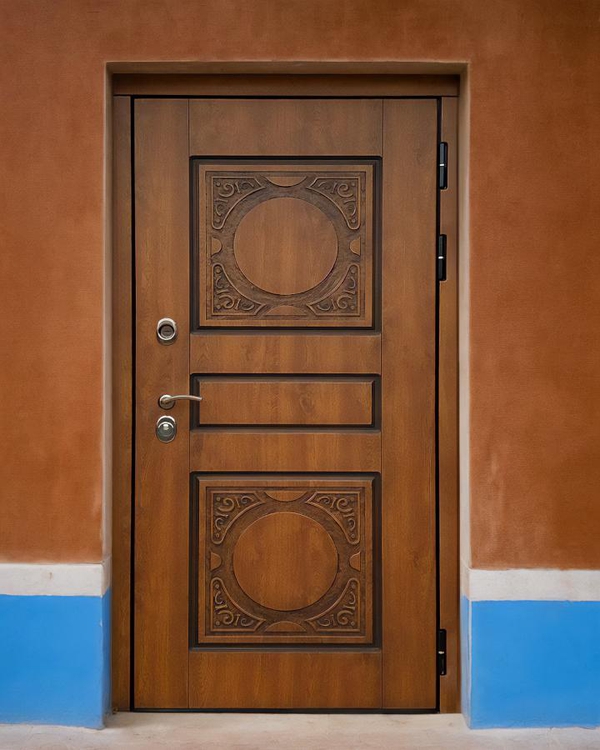 Термодверь МДФ, вид с улицы