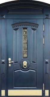Стальная термодверь с остеклением, верхней вставкой, кнокером и отбойником (МДФ)